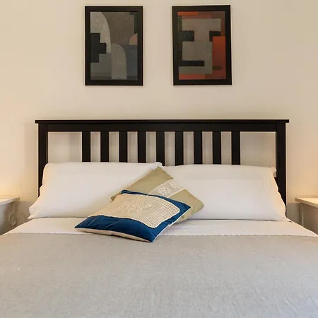 Nonna Adelina A 150 M Da Cala Moresca